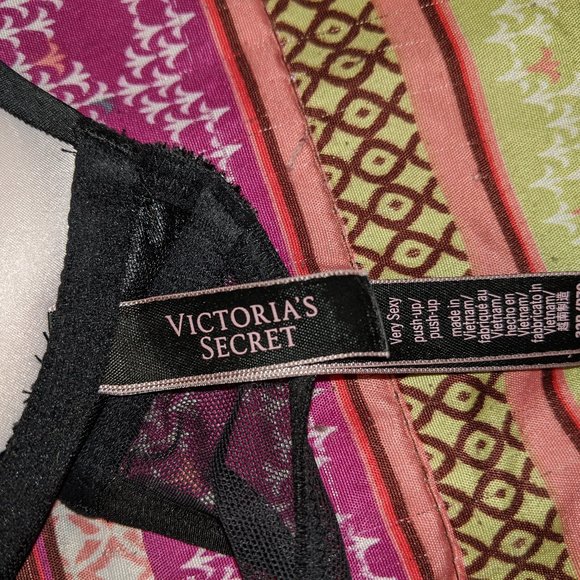 Victoria's Secret Glitter Velvet Rhinestone Bra 32 - Picture 4 of 4